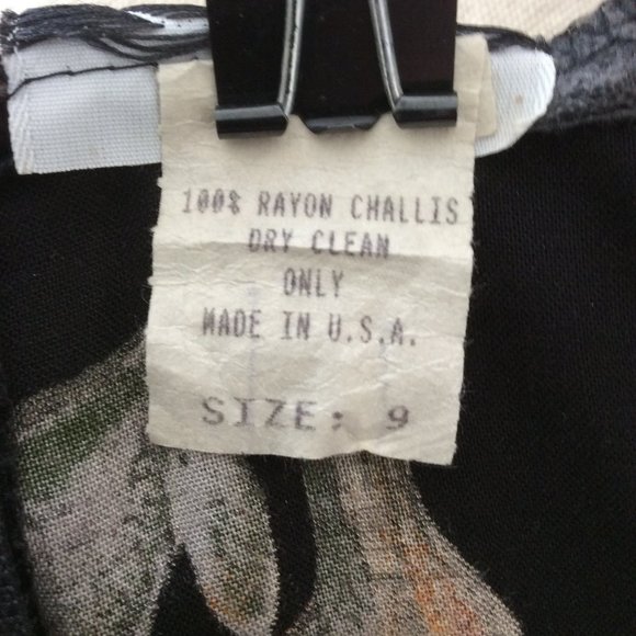 Ultra Pink Black & Floral Midi Skirt Size 9 - Picture 5 of 6